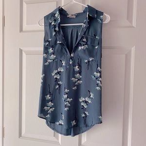 2/$20: LOFT Sleeveless Top, Size Small